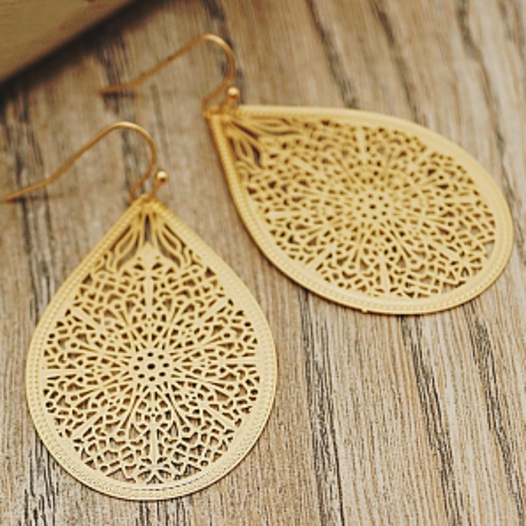 Teardrop Stencil Earrings (Golden Tone) - Picture 2 of 5